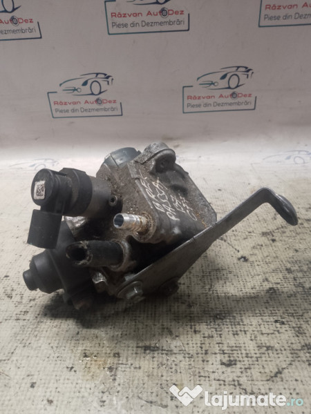 Pompa injectie Volkswagen Passat B7 2010