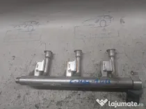 Rampa injectie Ford C-MAX 1.0 Benzina 2014