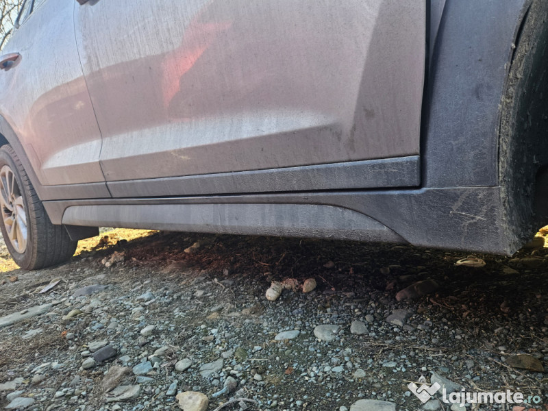 Prag dreapta plastic Hyundai Tucson 2016