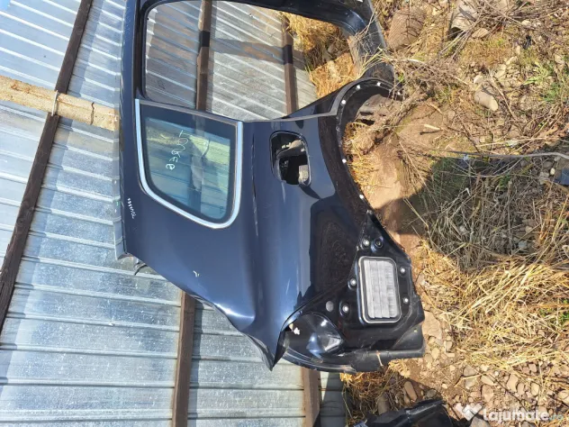 Aripa Dreapta Spate Volkswagen Touareg 2012