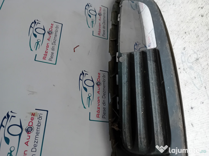 Grila proiector dreapta Volkswagen Golf 7 2012
