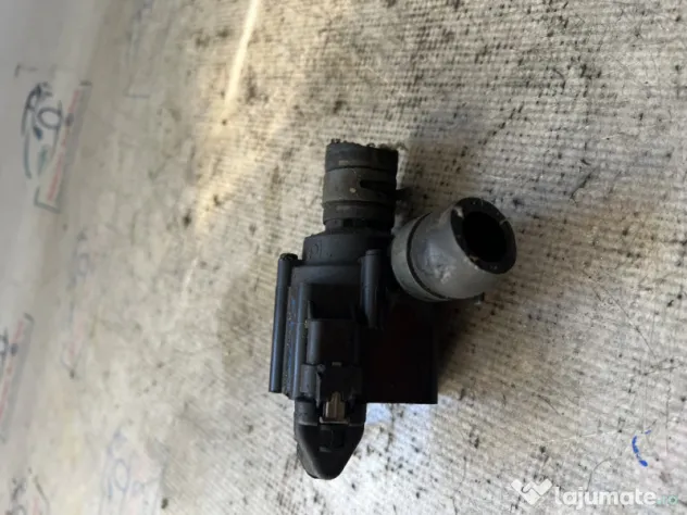 Pompa recirculare apa Volkswagen Golf 7 2.0 2015