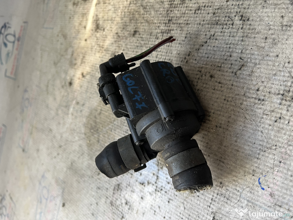 Pompa recirculare apa Volkswagen Golf 7 2.0 2015