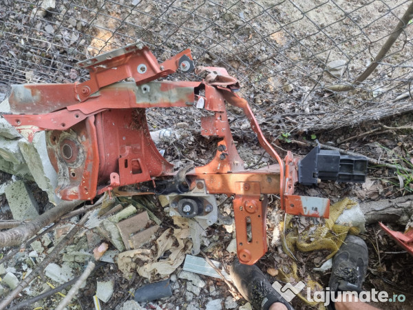 Lonjeron stanga Renault Captur - Benzina 2015