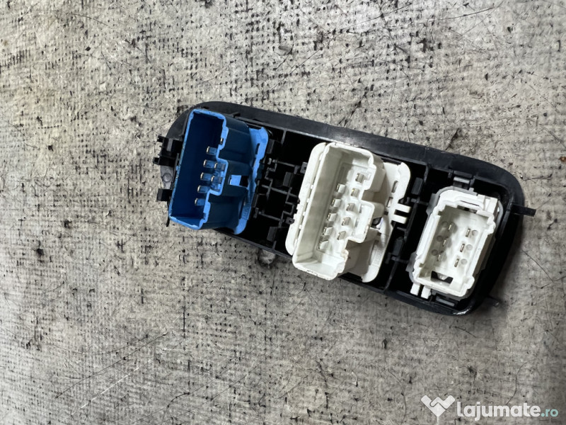 Butoane geamuri electrice Dacia Duster 2013