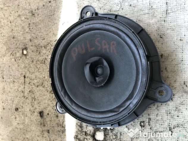 Boxa dreapta fata Nissan Pulsar 2011