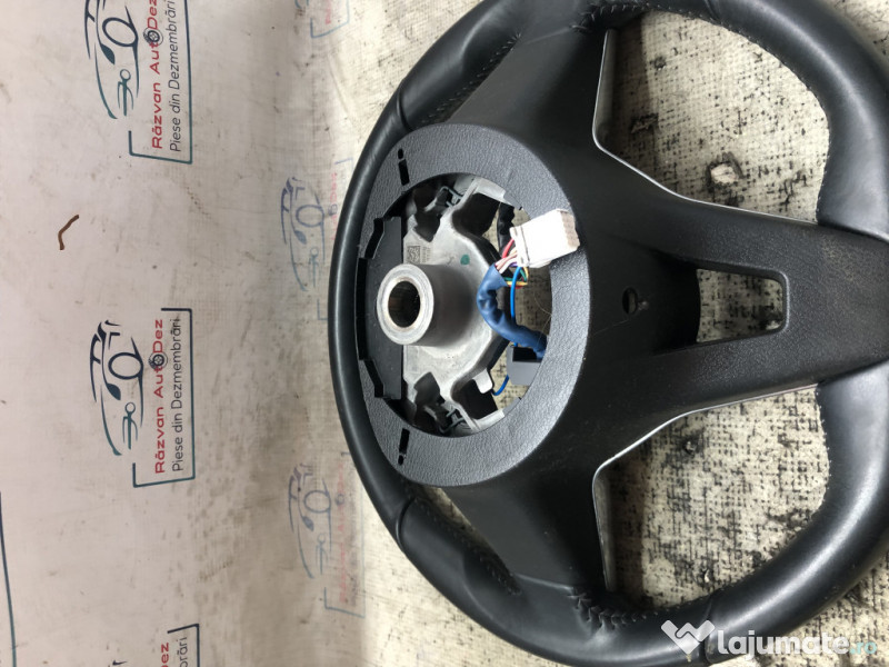 Volan cu comenzi Nissan Qashqai 2016