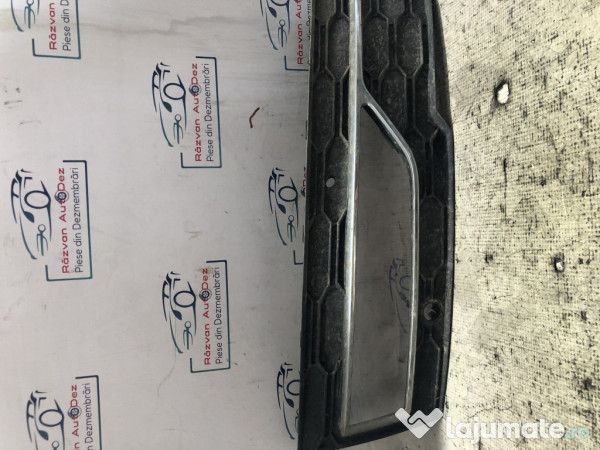 Grila proiector stanga Skoda Octavia 4 2020