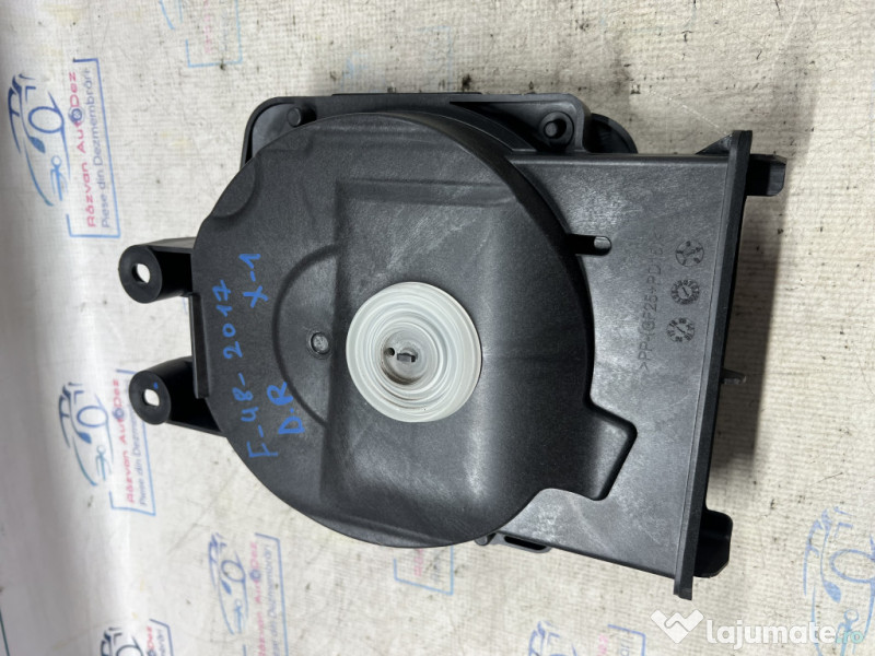 Boxa podea dreapta BMW X1 F48 2017