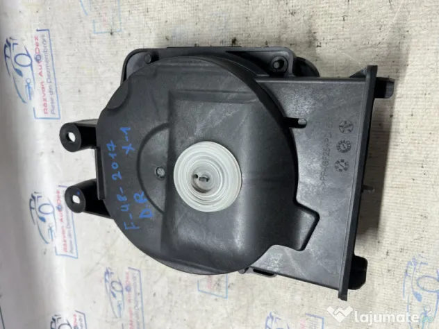 Boxa podea dreapta BMW X1 F48 2017