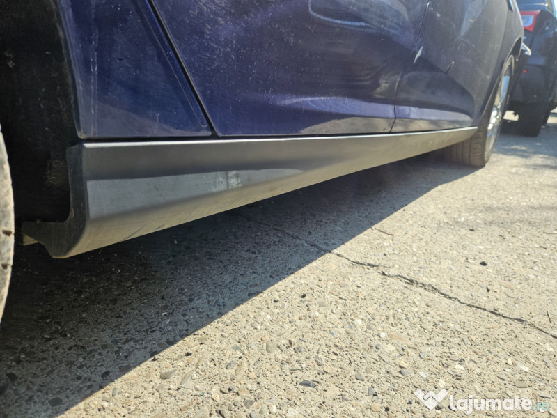 Prag dreapta plastic Ford Focus 3 Break 2015