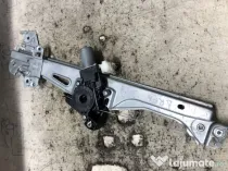 Macara geam dreapta fata Suzuki SX4 2014