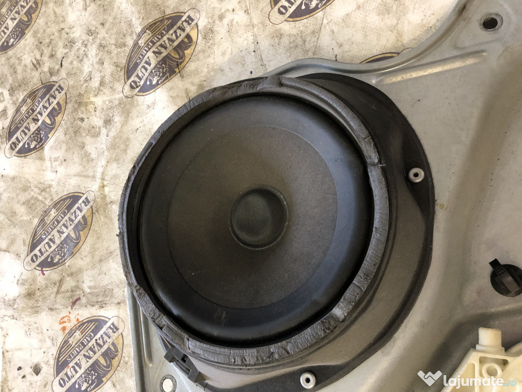 Macara geam stanga spate Ford Focus 2 2010