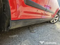 Prag dreapta plastic Skoda Yeti Benzina 2010