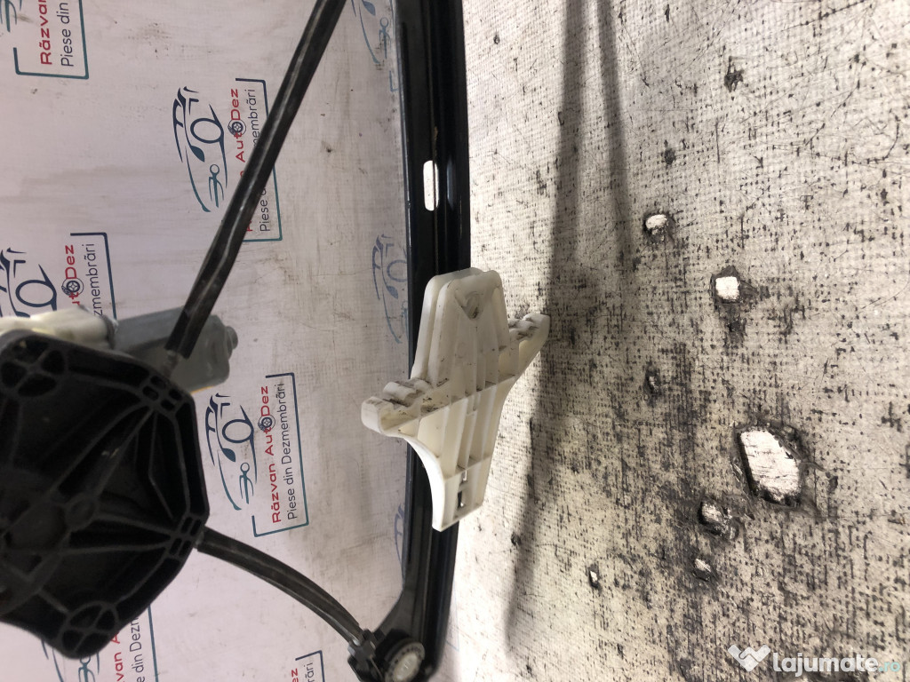 Macara geam stanga spate Volkswagen Golf 7 2015