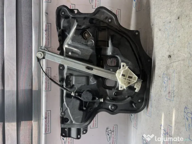 Macara geam stanga fata Mazda 6 2014