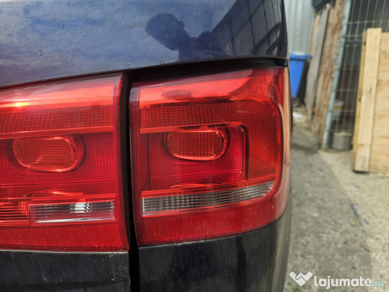 Stop dreapta aripa Volkswagen Touran 2012