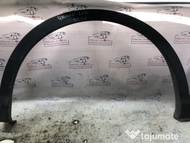 Bandou aripa stanga fata Nissan Qashqai 2012