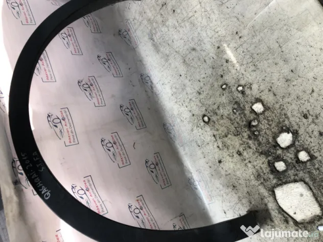 Bandou aripa stanga fata Nissan Qashqai 2012