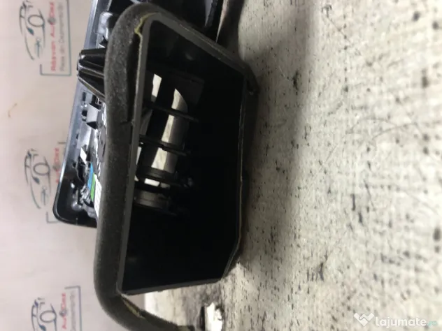 Grila ventilatie stanga Ford Focus 3 1.0 Benzina 2015