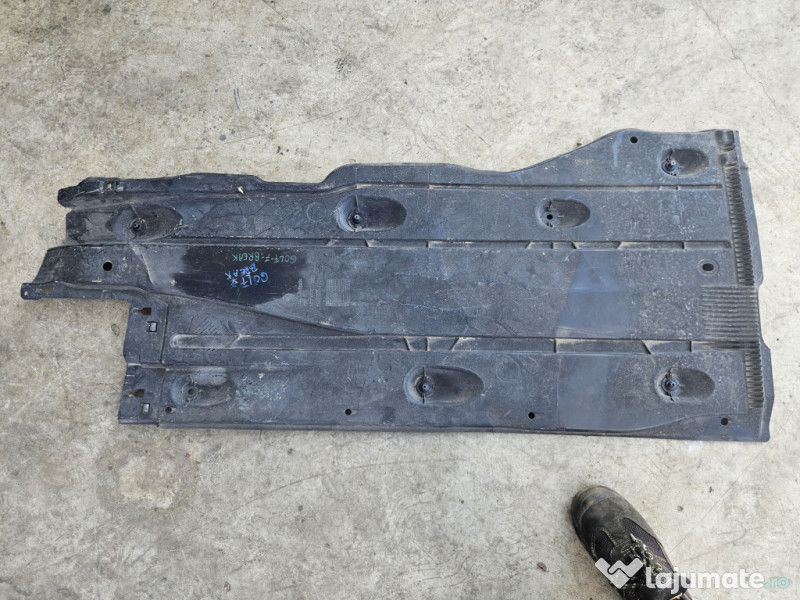 Scut lateral dreapta Volkswagen Golf 7 Break 2015