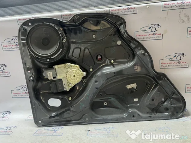 Macara geam stanga spate Volkswagen Passat B7 2011