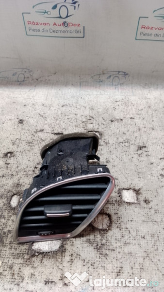Grila ventilatie Audi A4 B8 2010
