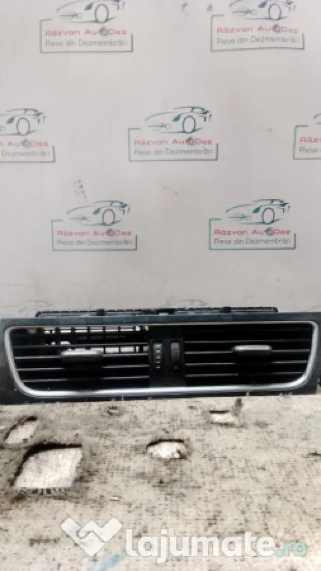 Grila ventilatie centrala Audi A5 2010