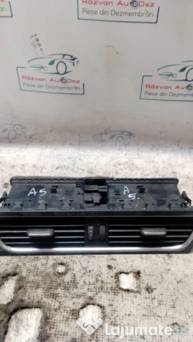 Grila ventilatie centrala Audi A5 2010
