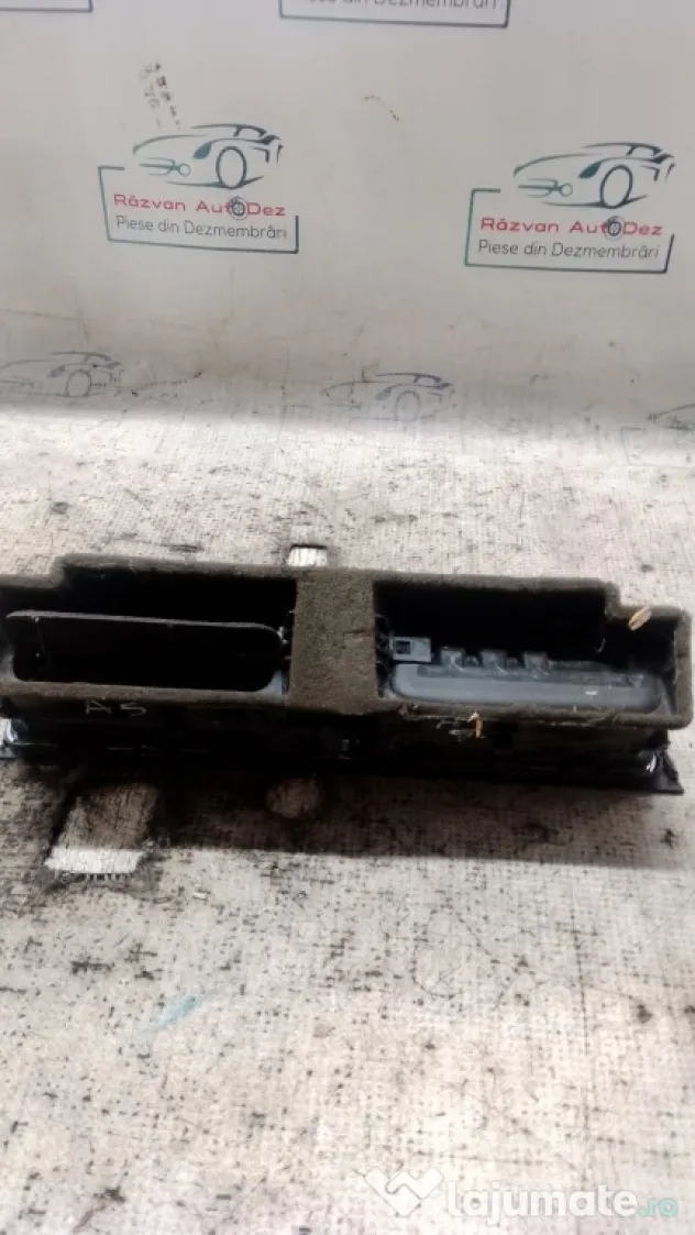Grila ventilatie centrala Audi A5 2010