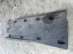 Scut lateral stanga Volkswagen Tiguan 2.0 Motorina 2010