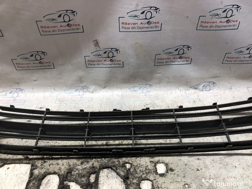 Grila bara fata Skoda Fabia 3 2015