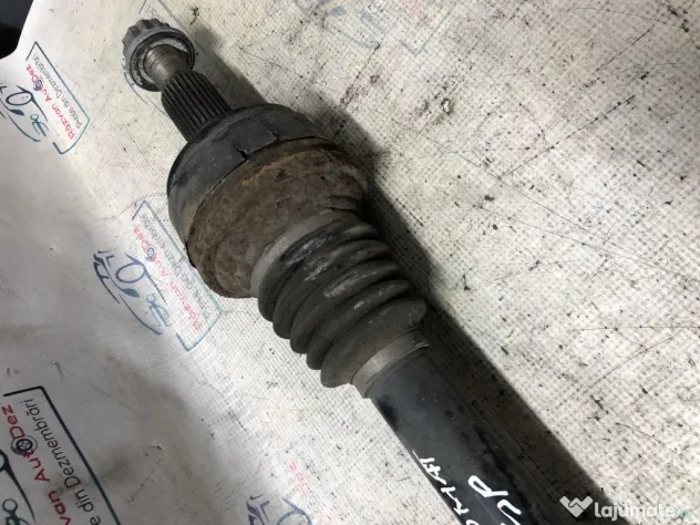 Planetara dreapta spate Volkswagen Touareg 3.0 Motorina 2013