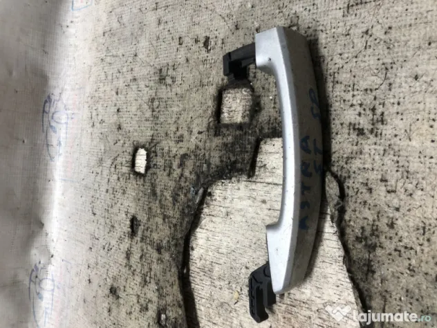 Maner exterior stanga spate Opel Astra J 2012