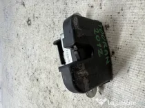Broasca hayon Volkswagen Touran 2012