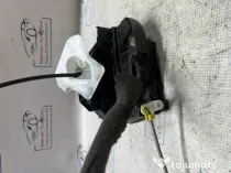Broasca dreapta fata Nissan Qashqai 2012