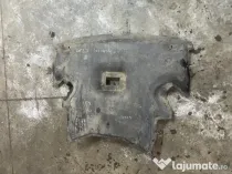 Scut motor plastic Mercedes C-Class W203 2005