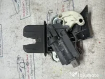 Broasca hayon Volkswagen Passat CC 2010