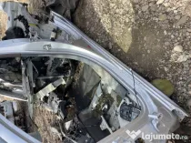 Prag stanga tabla Peugeot 508 Berlina 2011
