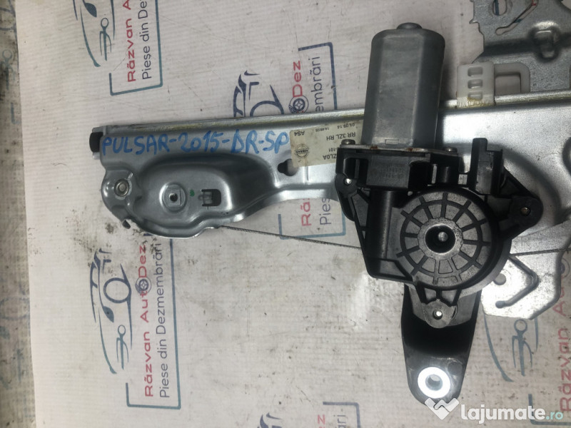 Macara geam dreapta spate Nissan Pulsar 1.2 Benzina 2014