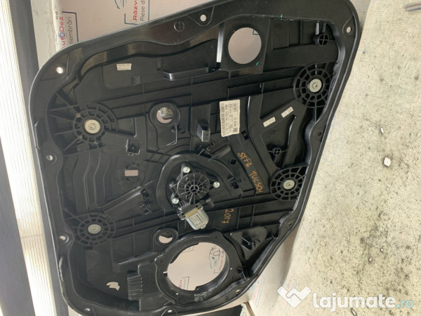 Macara geam stanga fata Hyundai Tucson 1.7 Motorina 2017