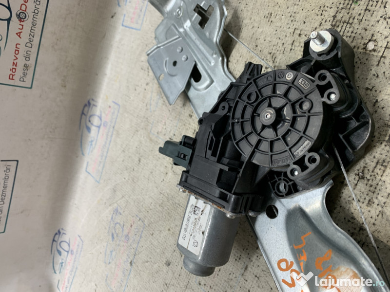 Macara geam dreapta spate Renault Megane 4 - Motorina 2016