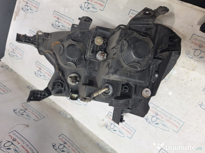 Far dreapta cu lupa Ford Ranger 2.2 Motorina 2017