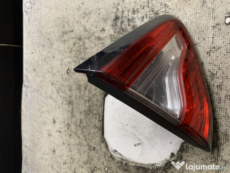 Stop stanga hayon Renault Captur - Motorina 2014