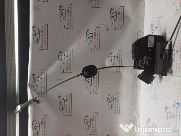 Broasca stanga spate Renault Captur - Benzina 2015