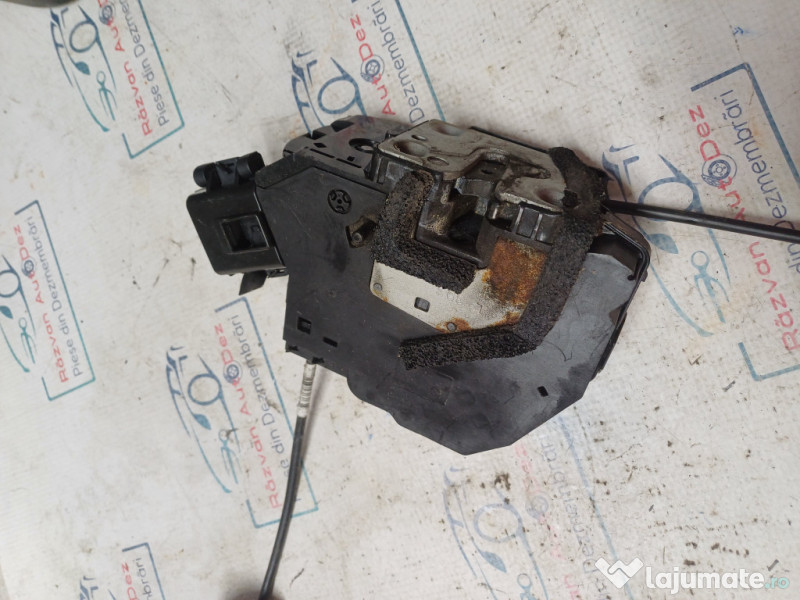 Broasca stanga spate Renault Captur - Benzina 2015