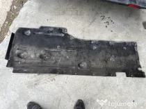 Scut lateral stanga BMW X1 2.0 Motorina 2012