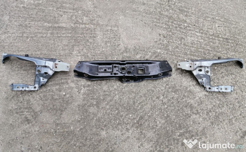 Traversa superioara + ochelari Opel Astra H