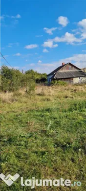 Teren Burdujeni, 2800 mp.