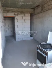 Inel 1, bloc relativ nou, ap.2 camere, 81mp, 2 balcoane, etaj 4,cu pod 